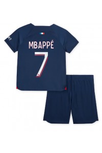 Fotbalové Dres Paris Saint-Germain Kylian Mbappe #7 Dětské Domácí Oblečení 2023-24 Krátký Rukáv (+ trenýrky)